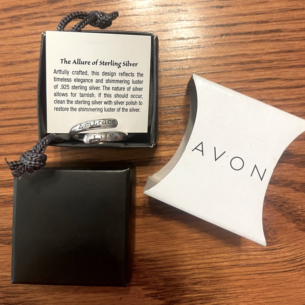 Avon Sterling Silver Meaning of Life Bypass Ring
